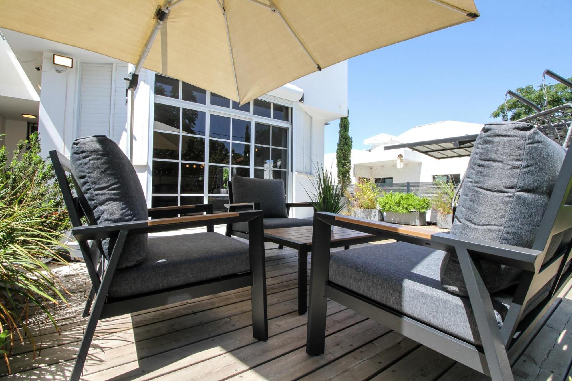 Villa Ono - At Bar Ilan University And Sheba Hospital Qiryat Ono Bagian luar foto