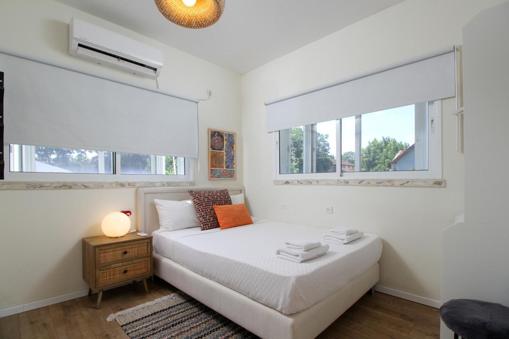 Villa Ono - At Bar Ilan University And Sheba Hospital Qiryat Ono Bagian luar foto