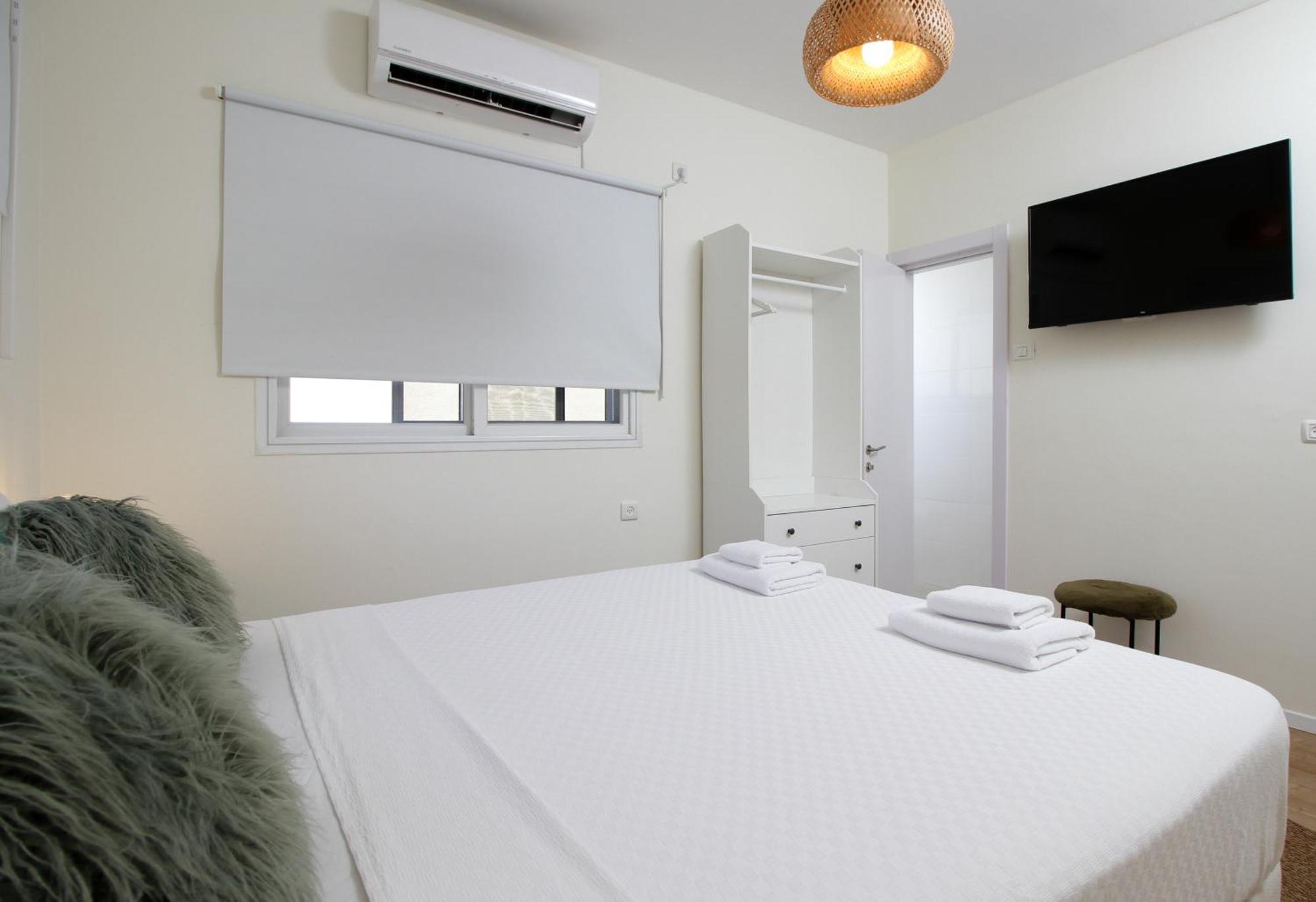 Villa Ono - At Bar Ilan University And Sheba Hospital Qiryat Ono Ruang foto